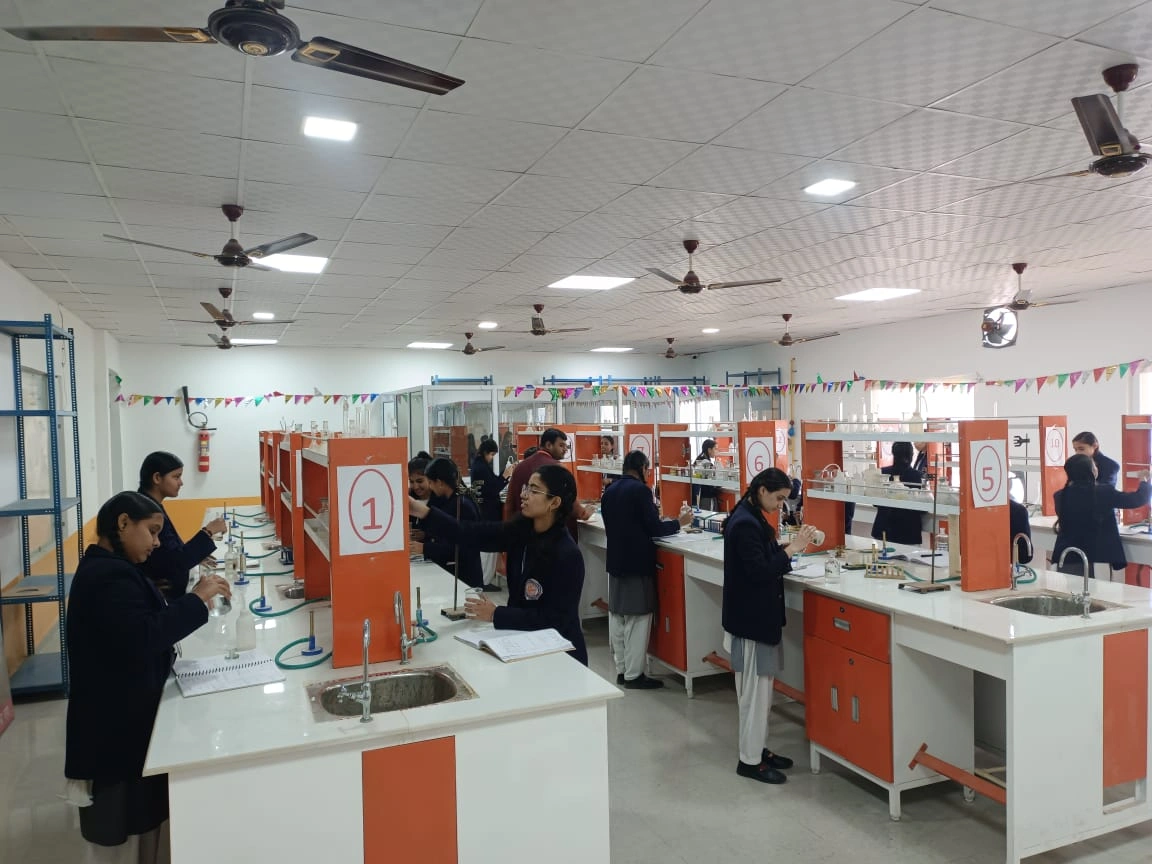 Saraswati Vidya Mandir - Slide 2